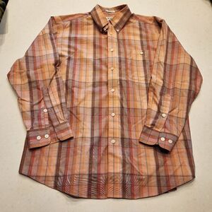 Orvis mens button down shirt. Size XL